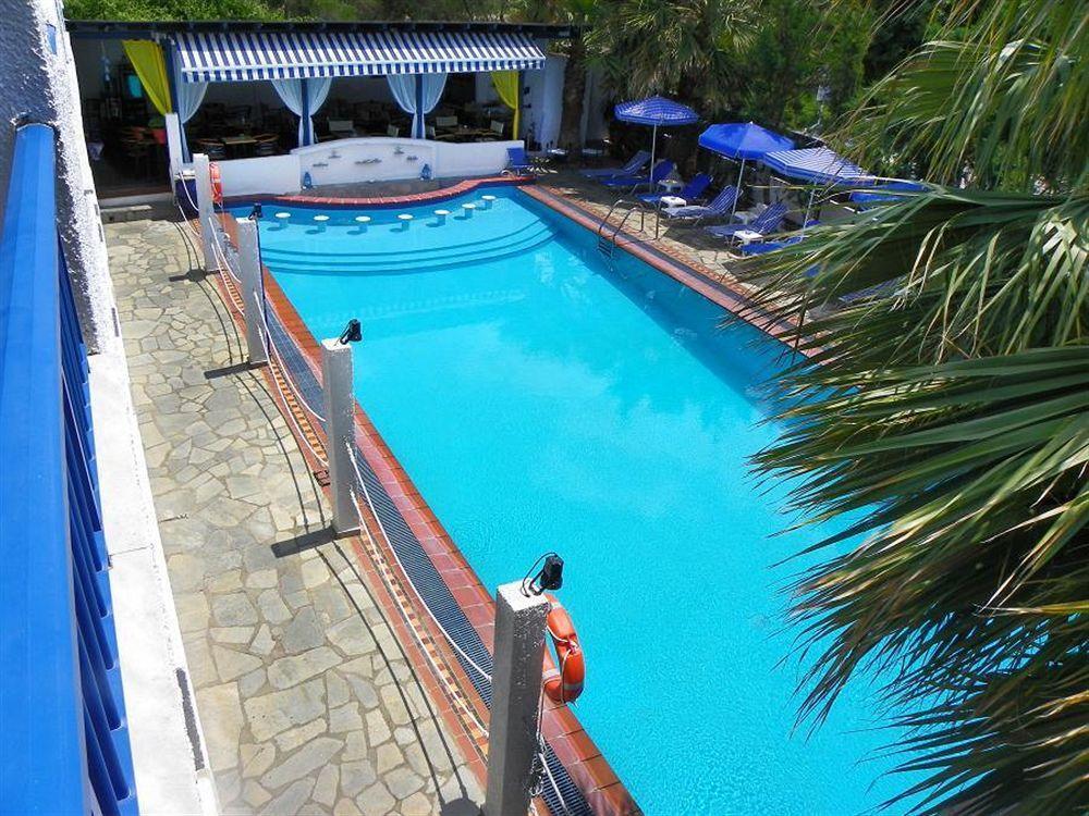 Ariadni Blue 2 Néos Marmarás Exterior foto